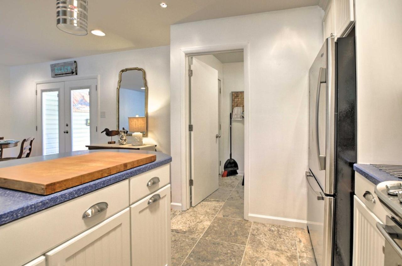 Oak Island Cottage Minutes To Long Beach! Екстериор снимка