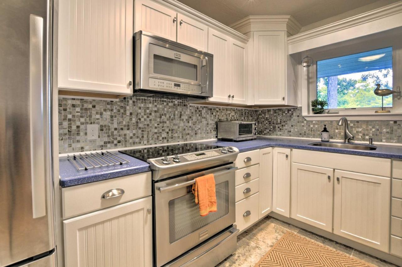 Oak Island Cottage Minutes To Long Beach! Екстериор снимка